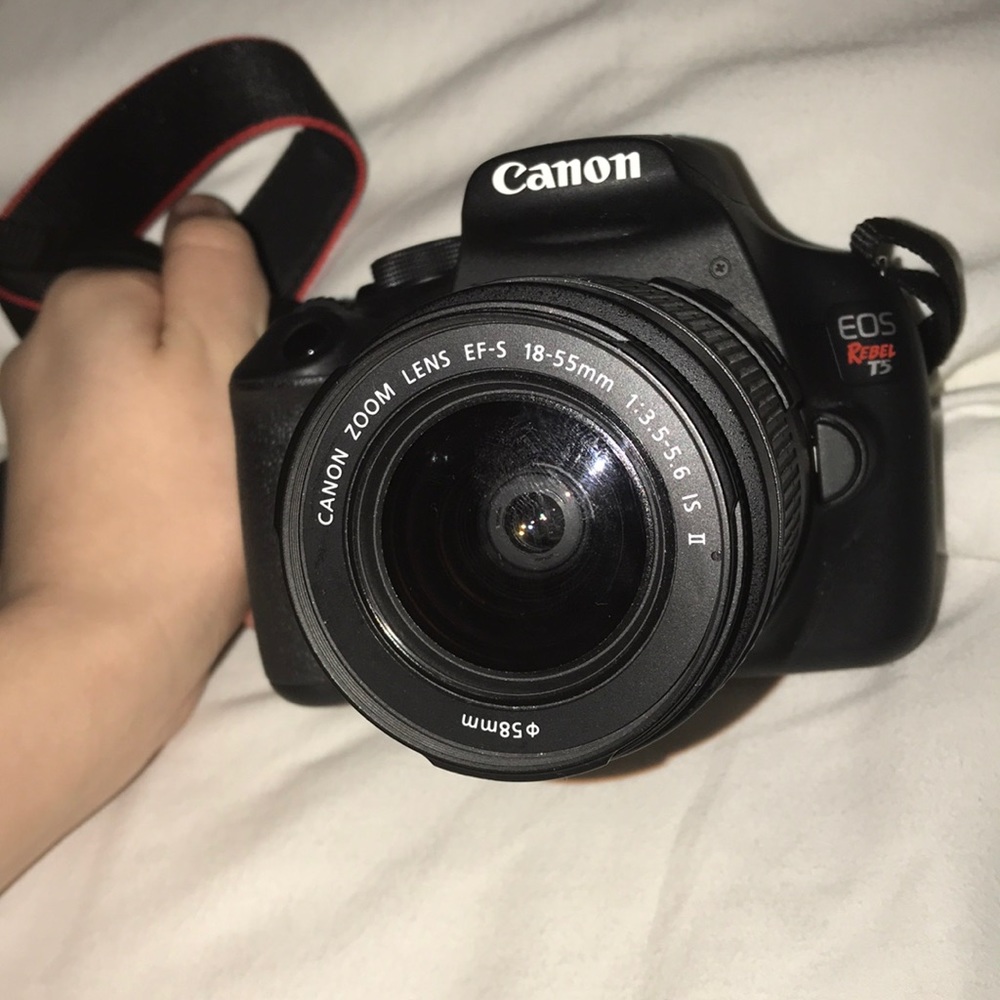 Canon Rebel T5 EOS